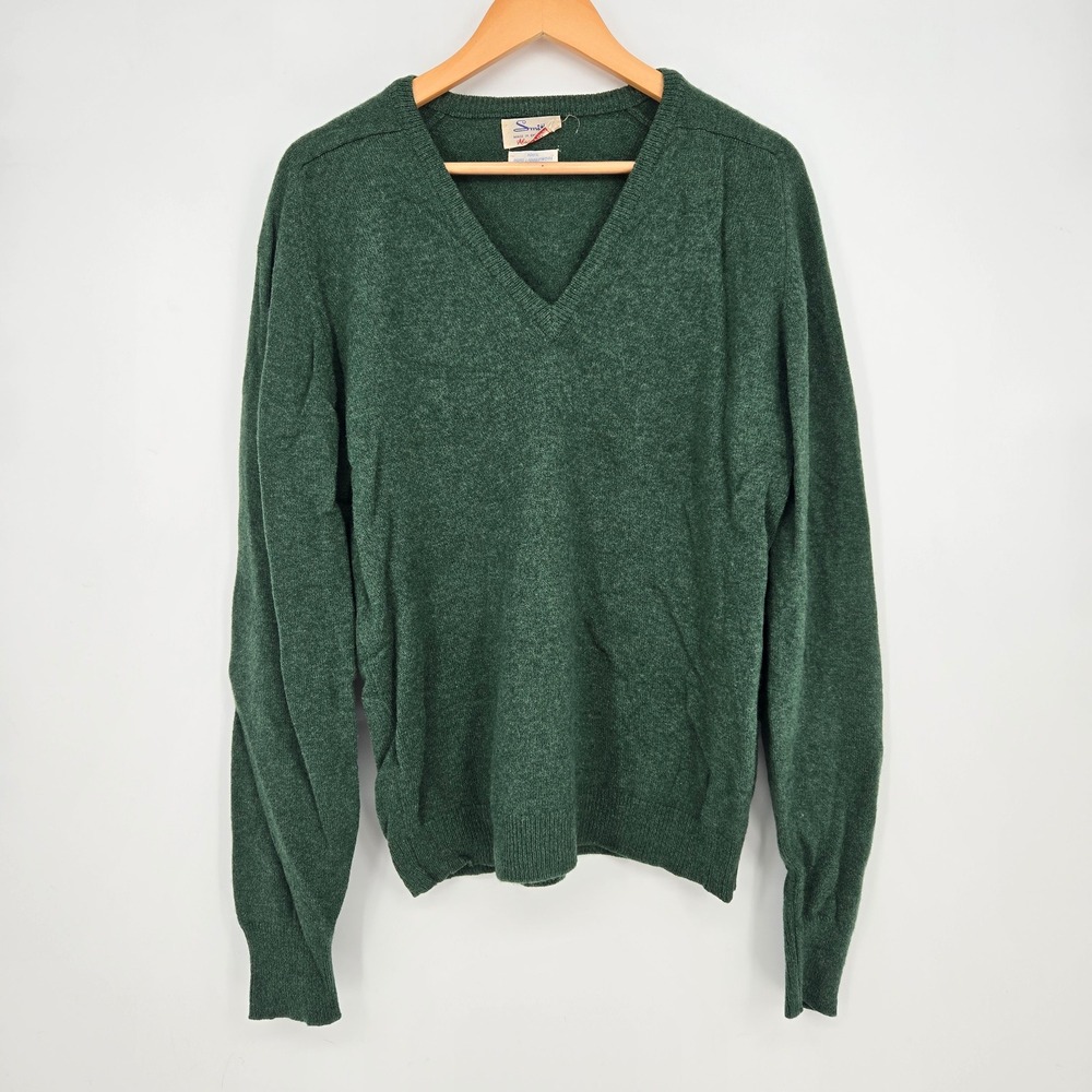 Vintage 100% Lambswool Mens 42 V-Neck Green Sweater Smith's Alan Paine England